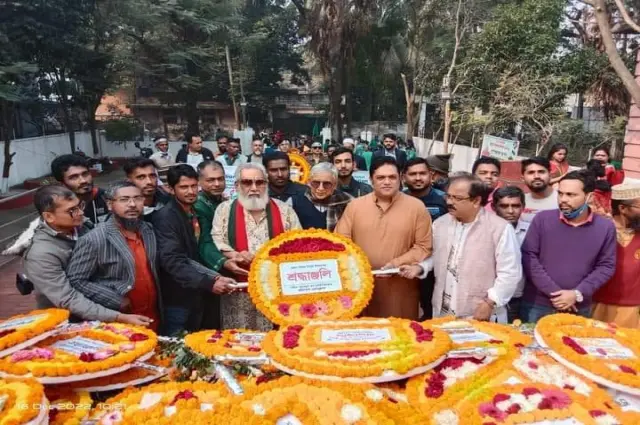 মহান বিজয় দিবসে শহীদদের প্রতি বরিশাল প্রেস ক্লাব এর শ্রদ্ধাঞ্জলি